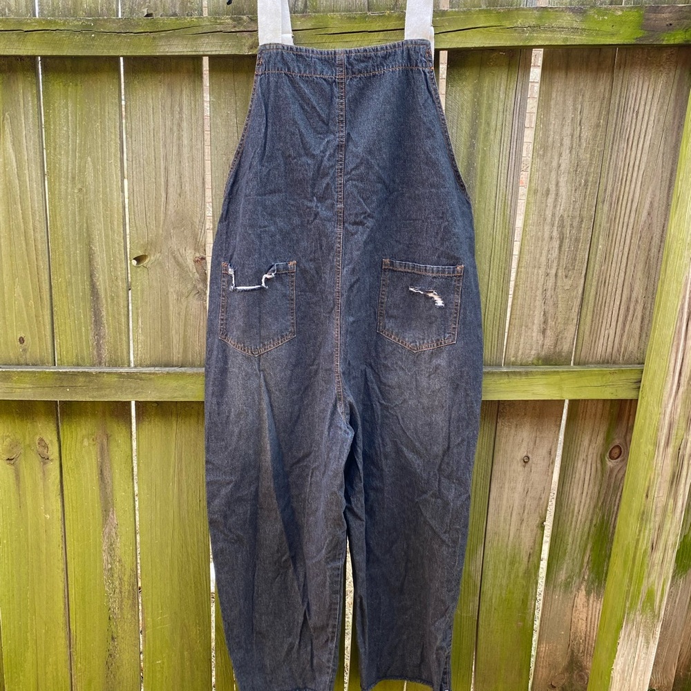 YESNO Women’s Loose Cropped Denim Distressed Grey/Black Overalls (XL) / 14-16 - Picture 3 of 7